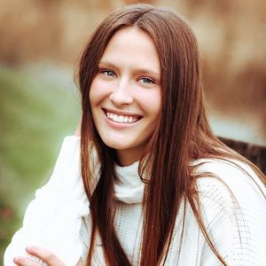 Meet your Posher, Ally